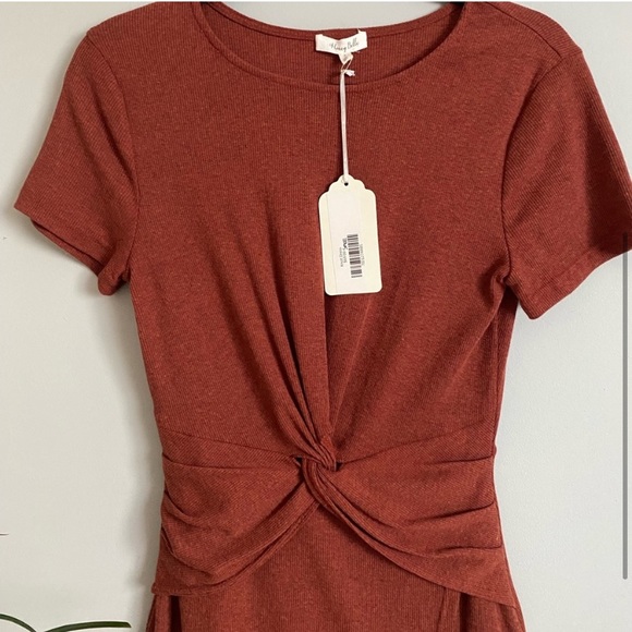 NWT Honey Belle rust coloured tie front accent dress - Picture 3 of 8